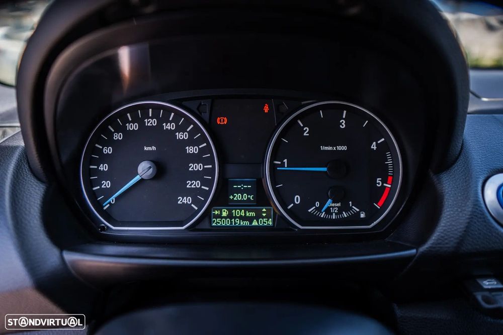 BMW 118 d Coupe - 12