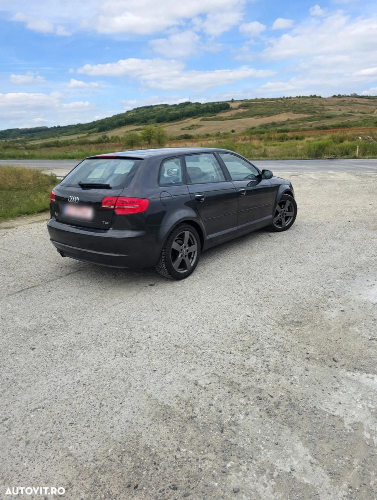 Audi A3 3-portiere 2.0 TDI Ambiente - 4