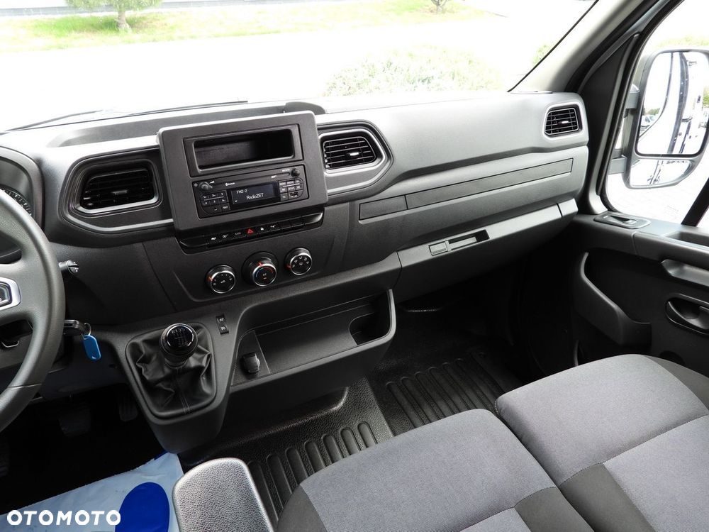 Renault MASTER BRYGADÓWKA 7 MIEJSC TEMPOMAT LEDY KLIMATYZACJA  165KM - 29