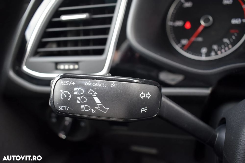 Seat Leon 2.0 TDI DPF Style - 23