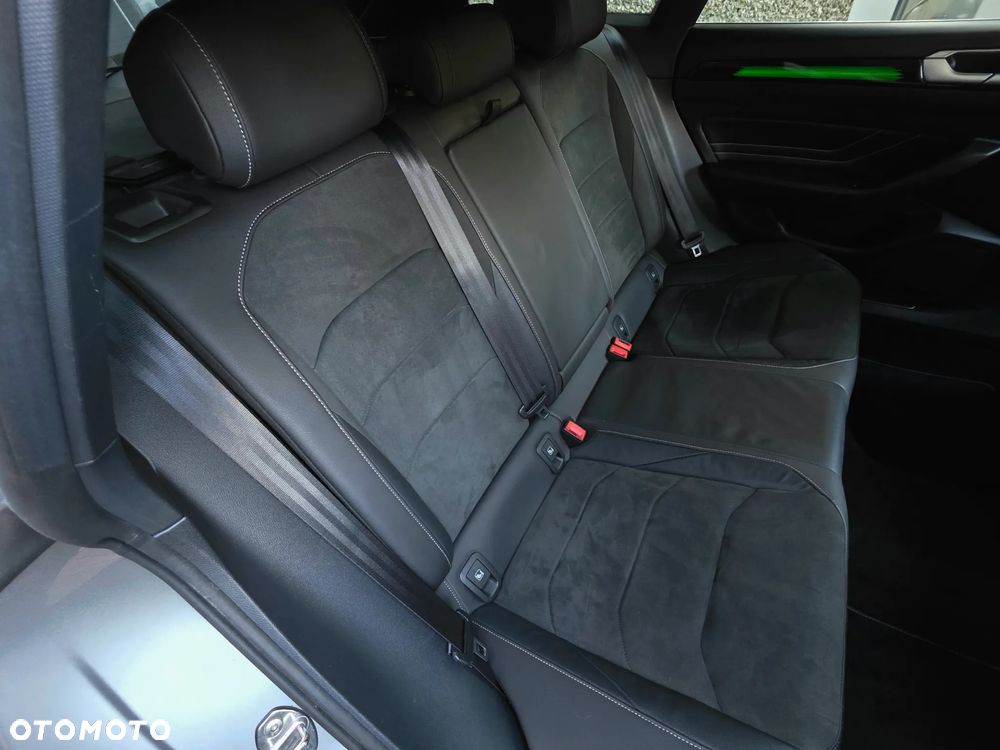 Volkswagen Arteon 2.0 TDI SCR 4Motion DSG R-Line - 13