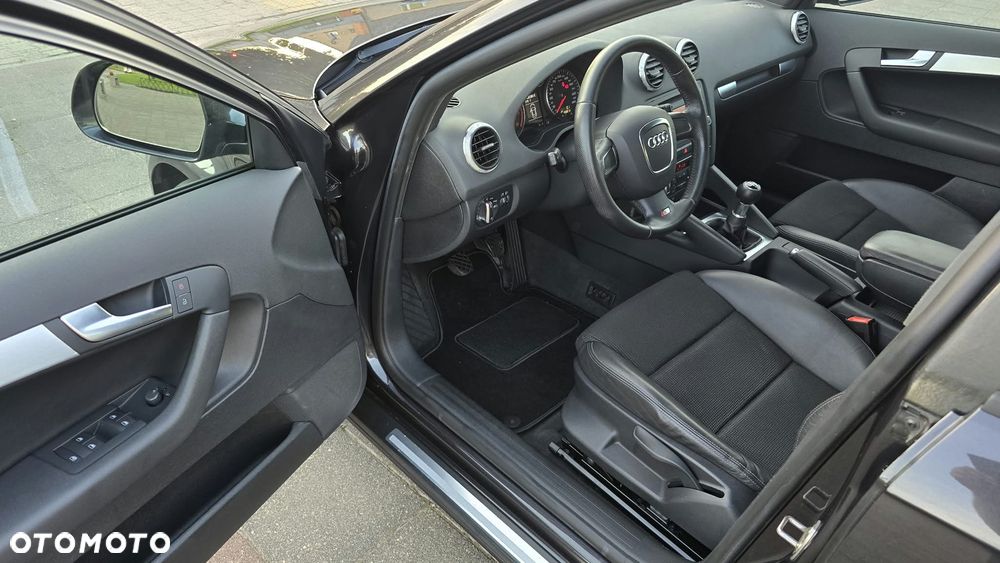Audi A3 Sportback 1.4 TFSI S line Sportpaket - 15