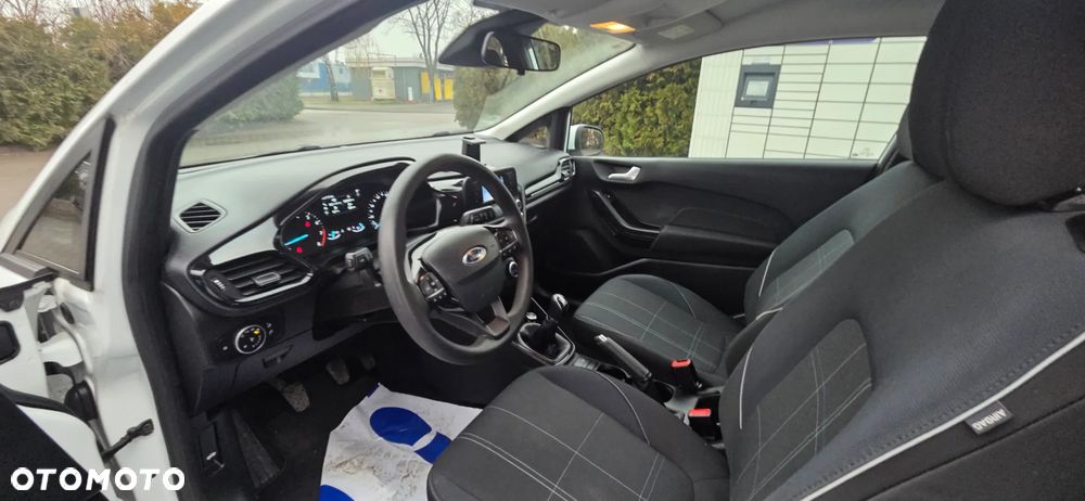 Ford Fiesta 1.1 S&S TREND - 28