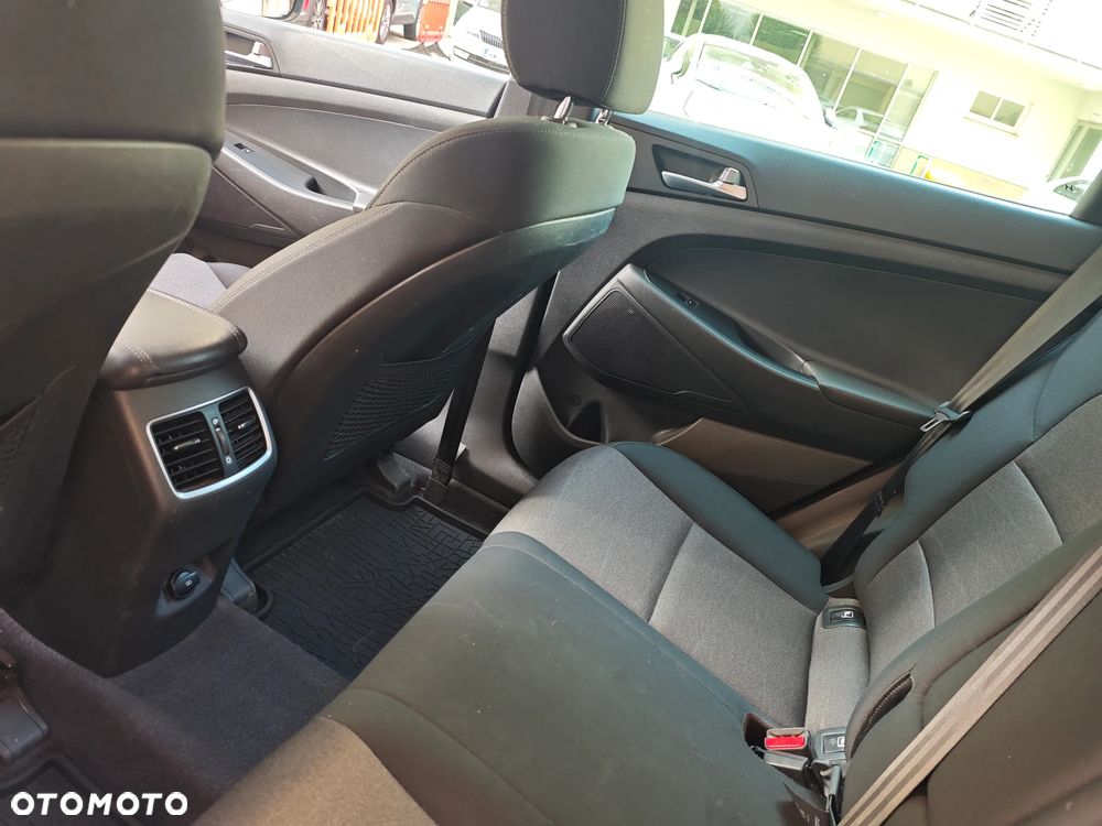 Hyundai Tucson 1.6 GDi Comfort 2WD - 17