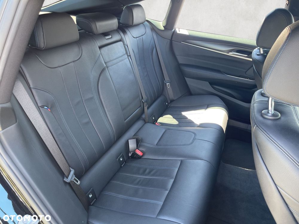 BMW 6GT 640i GPF xDrive M Sport sport - 24