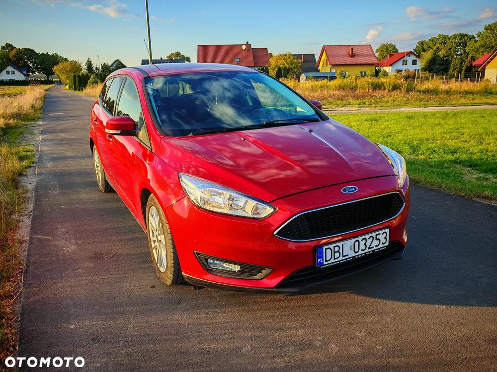 Ford Focus 1.5 TDCi Titanium PowerShift - 9