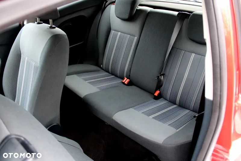 Ford Fiesta 1.25 Trend Edition - 10