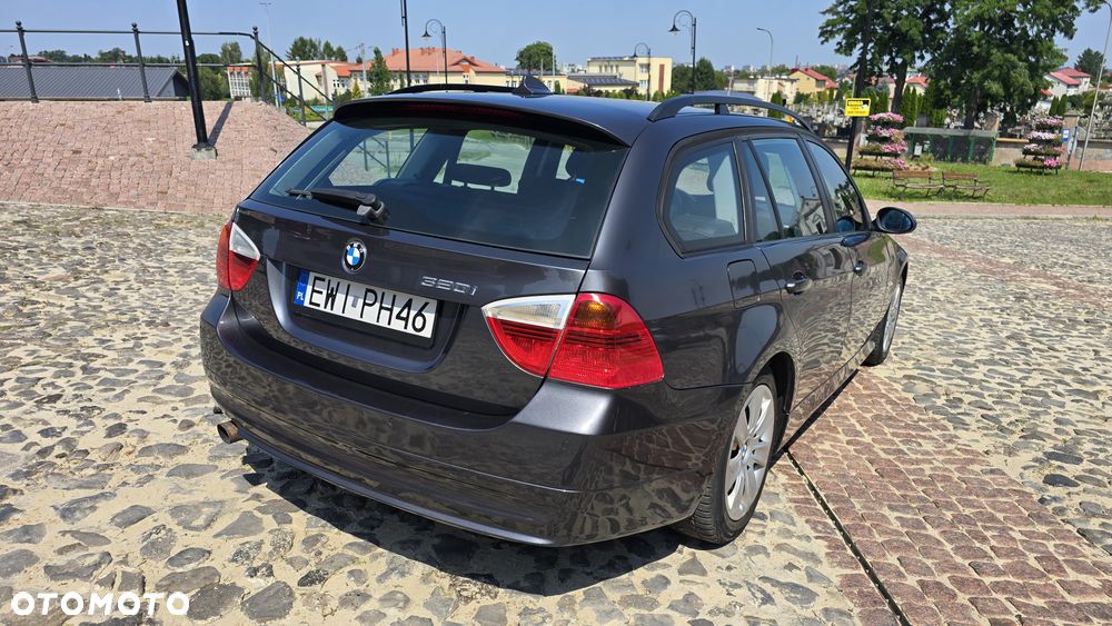BMW Seria 3 - 17