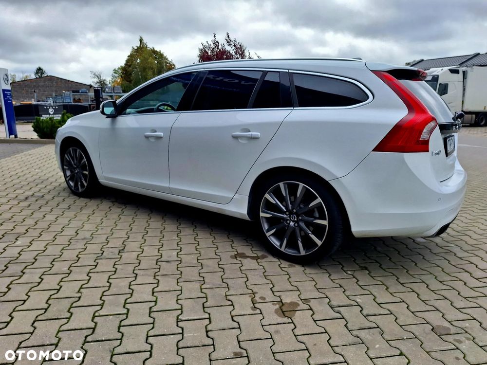 Volvo V60 T5 Drive-E Summum - 8