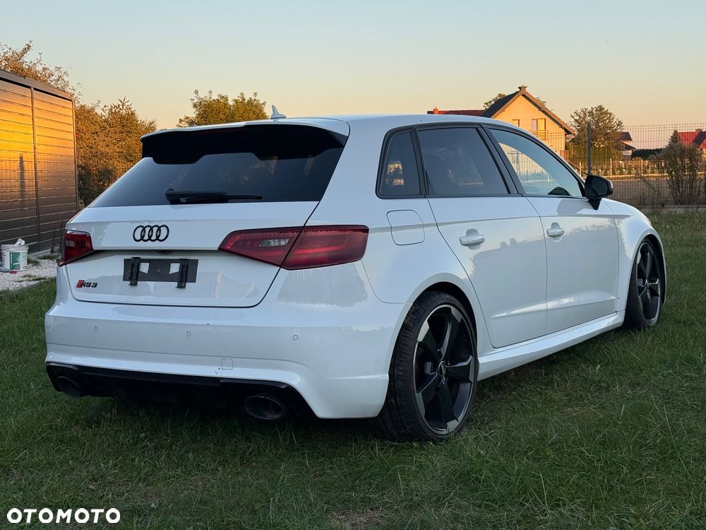 Audi RS3 Sportback - 2