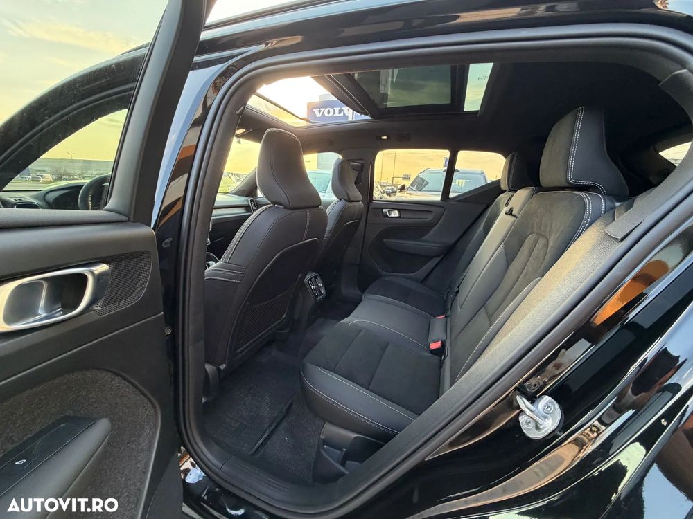 Volvo XC 40 Recharge Twin Motor AWD Ultimate - 8