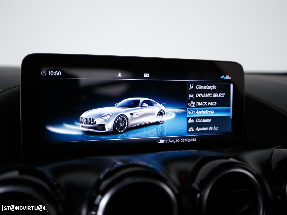 Mercedes-Benz AMG GT R - 36