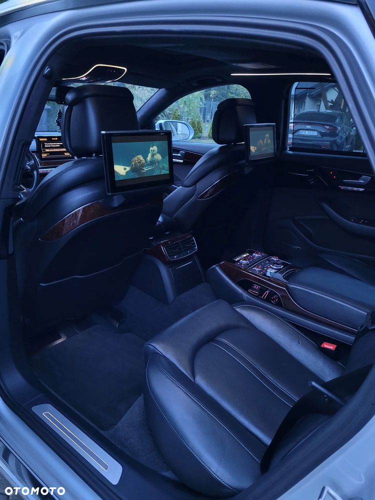 Audi A8 - 26