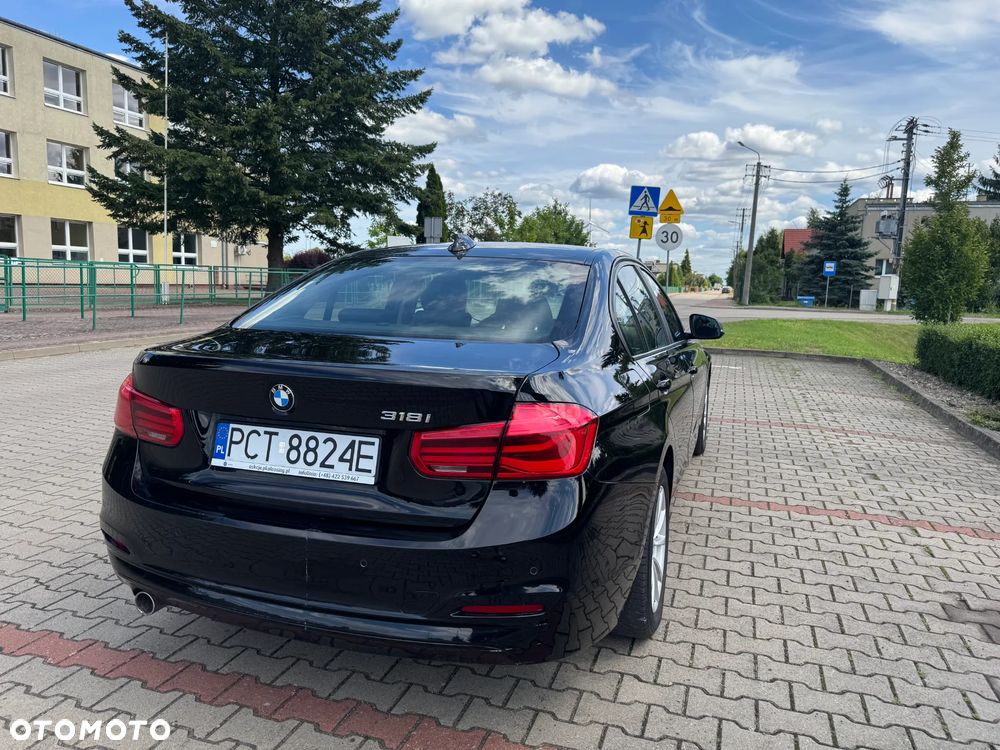 BMW Seria 3 318i GPF Luxury Line - 9
