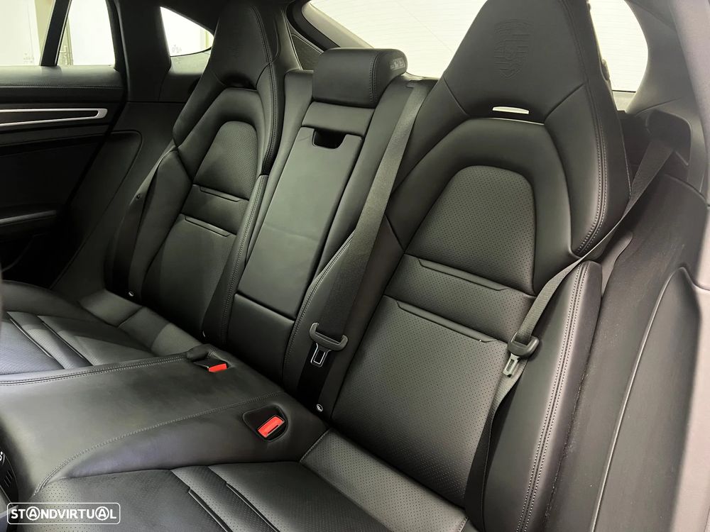 Porsche Panamera - 39