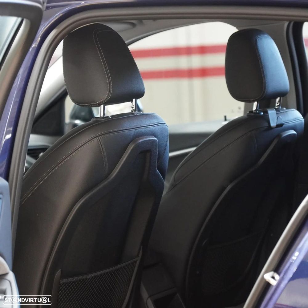 BMW 118 i Line Sport Auto - 27