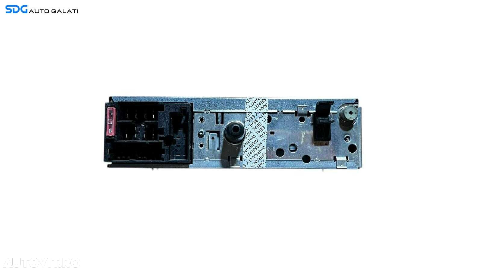 Unitate Radio CD Player Fiat Doblo 2002 - 2008 [L5648] - 2