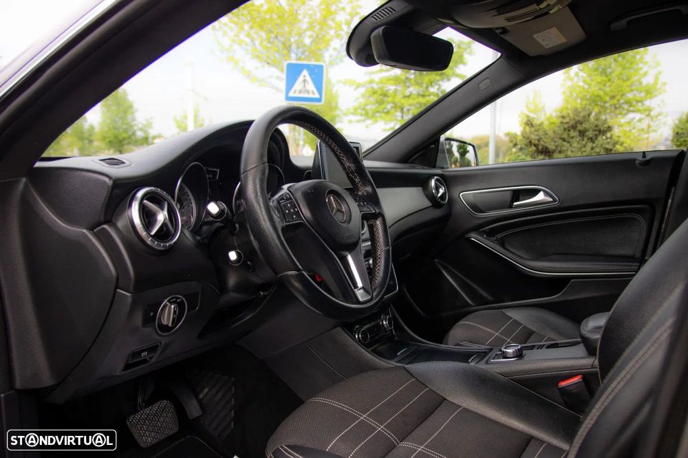 Mercedes-Benz CLA 220 CDI Urban Aut. - 8
