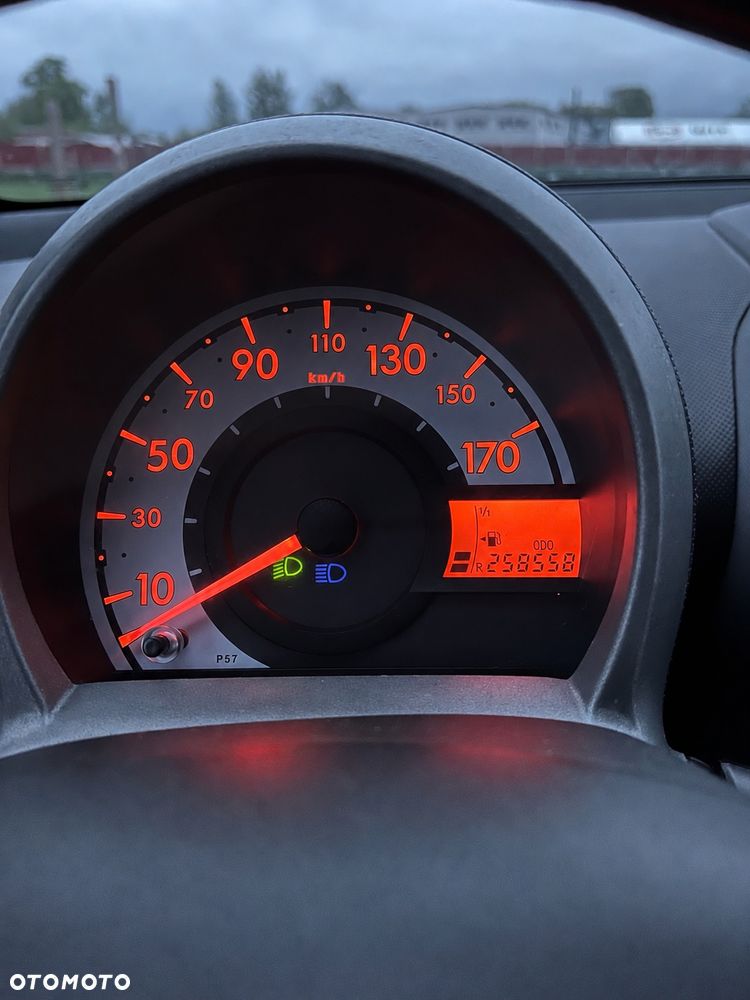 Toyota Aygo Cool - 9