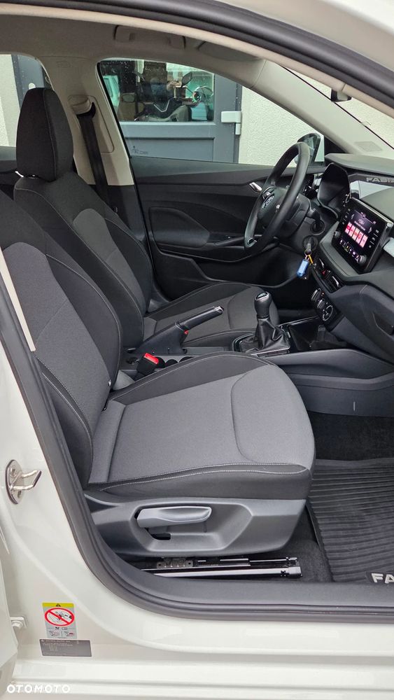 Skoda Fabia 1.0 Ambition - 23