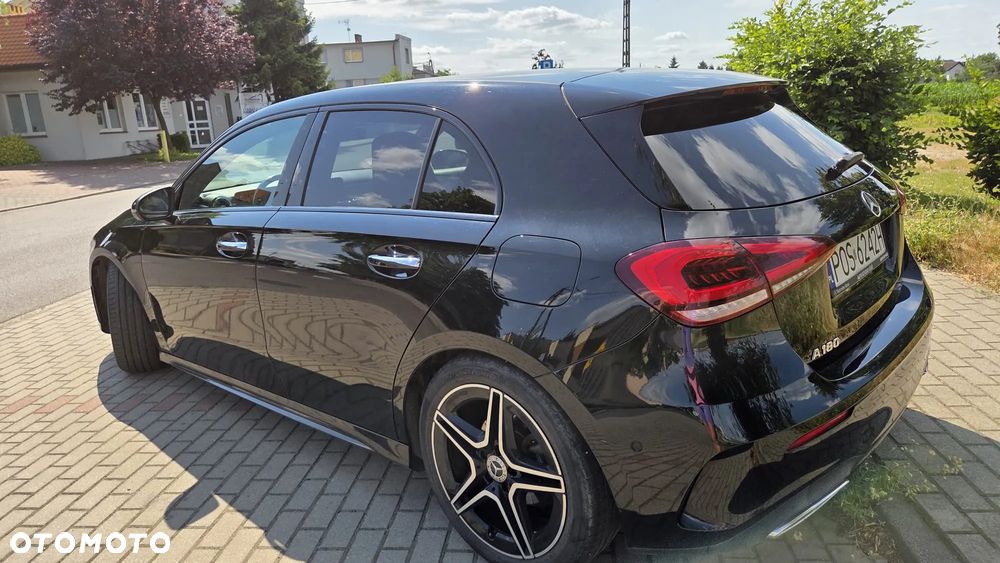 Mercedes-Benz Klasa A 180 AMG Line 7G-DCT - 2