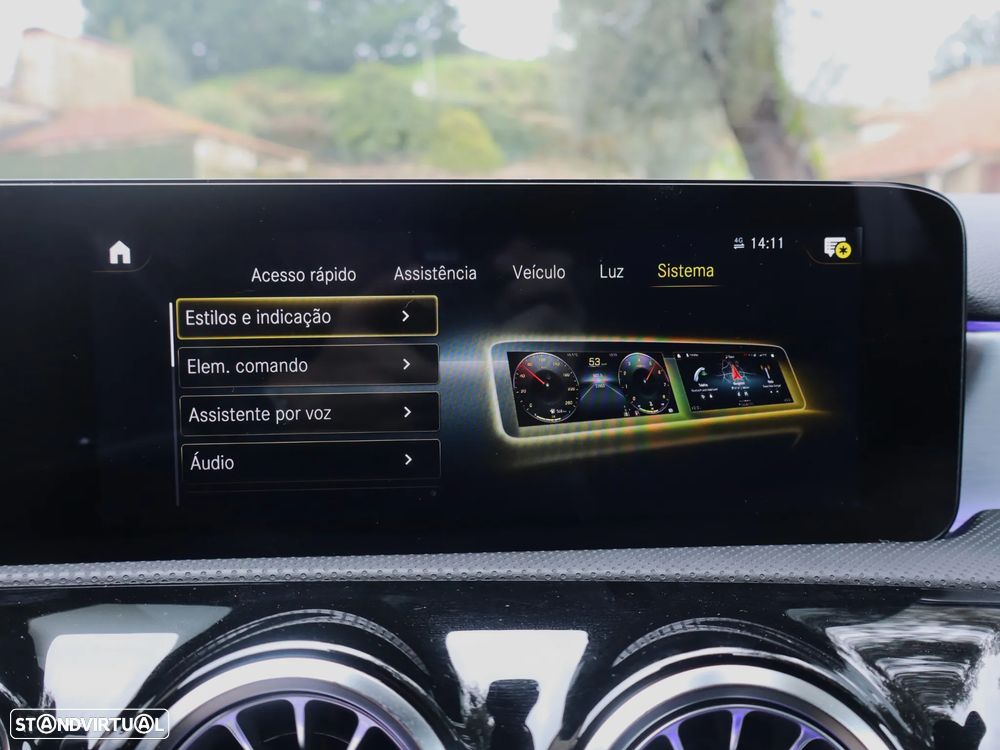 Mercedes-Benz A 250 e AMG Line - 31