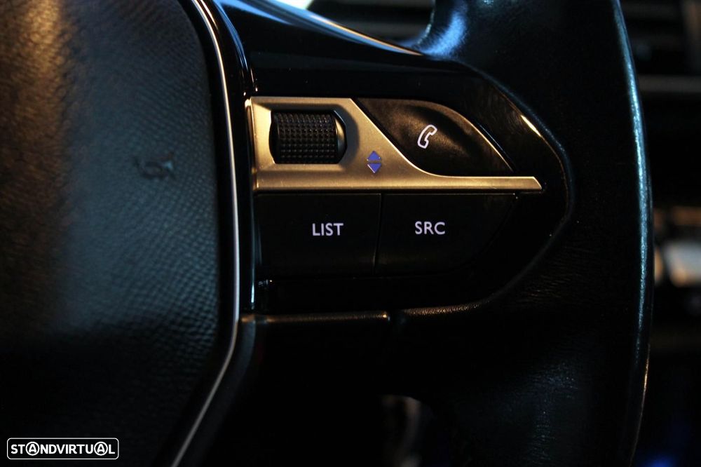 Peugeot 3008 1.5 BlueHDi Crossway - 28