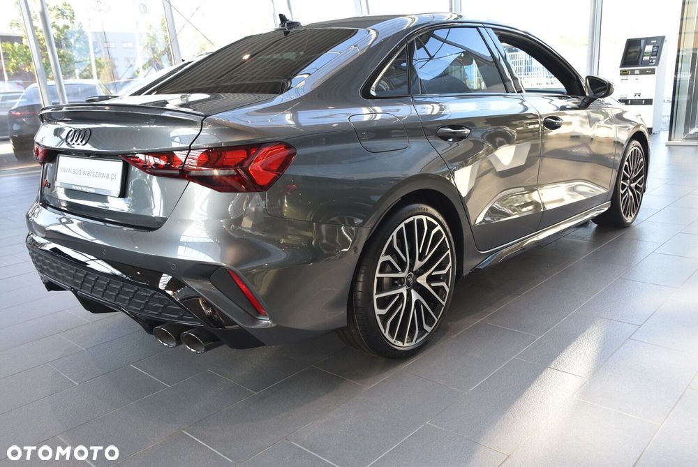 Audi S3 Limousine - 4