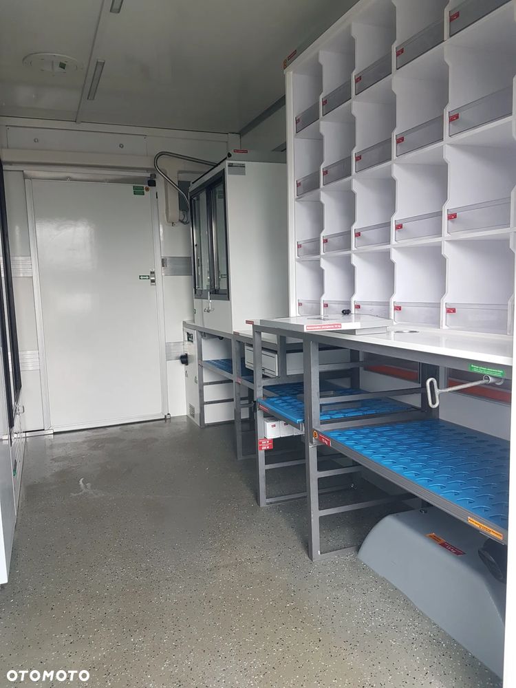 Renault MASTER SKLEP BAR FOODTRUCK KONTENER NISKOPODŁOGOWY AUTOSKLEP AGREGAT AC KLIMA DMC 3500KG - 36