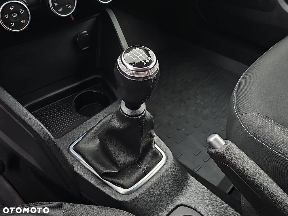 Dacia Duster 1.0 TCe Essential - 19