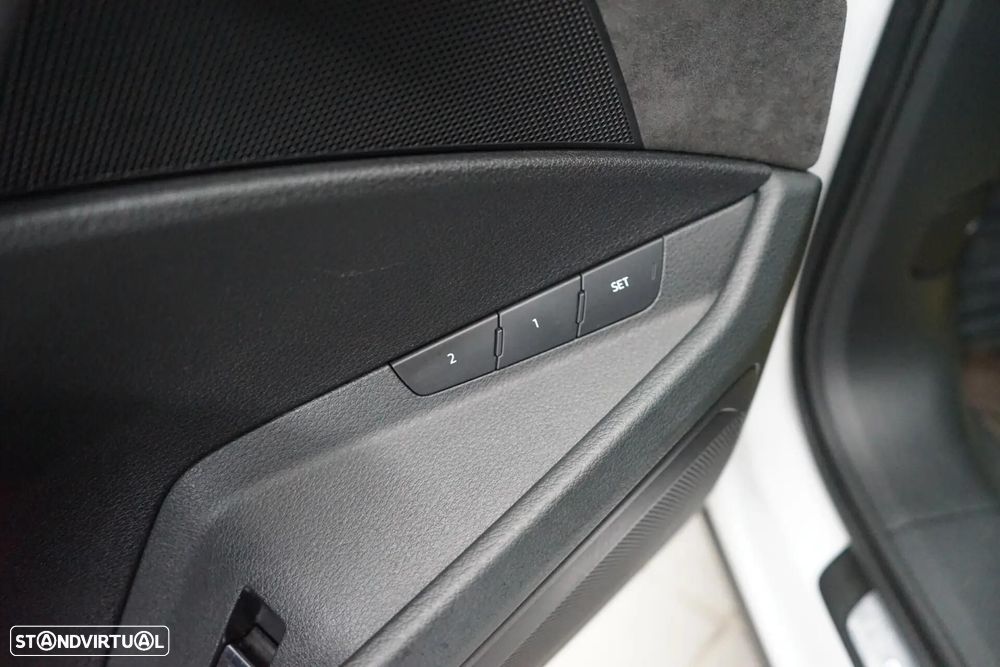 Audi e-tron 50 quattro S line - 26