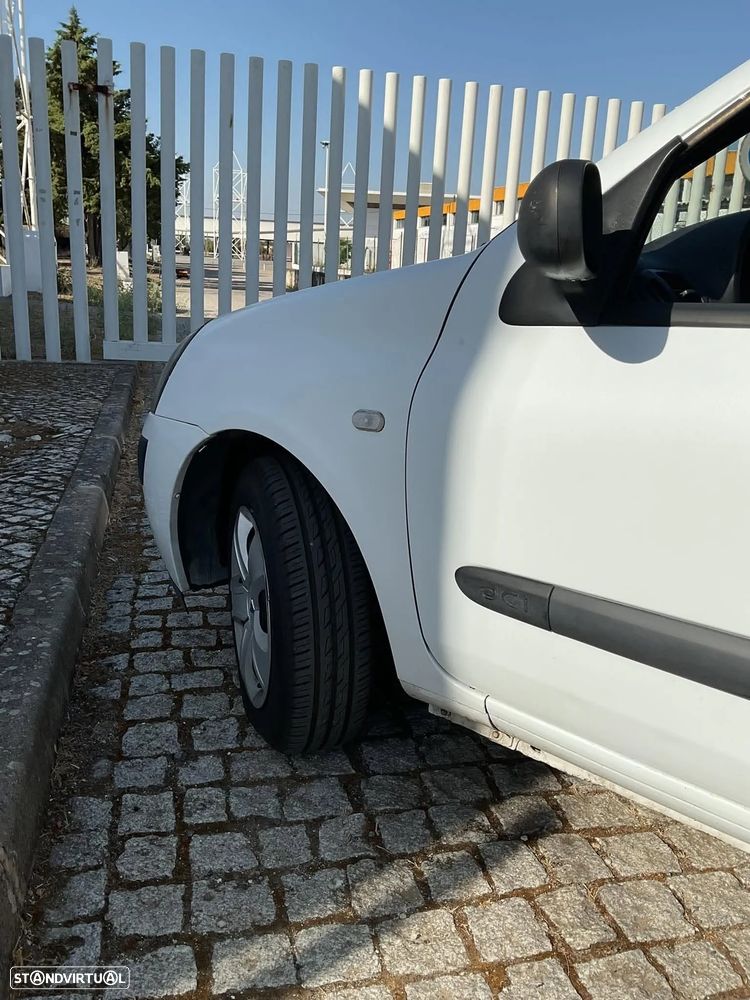 Renault Clio 1.5 dCi Confort Dynamique - 7