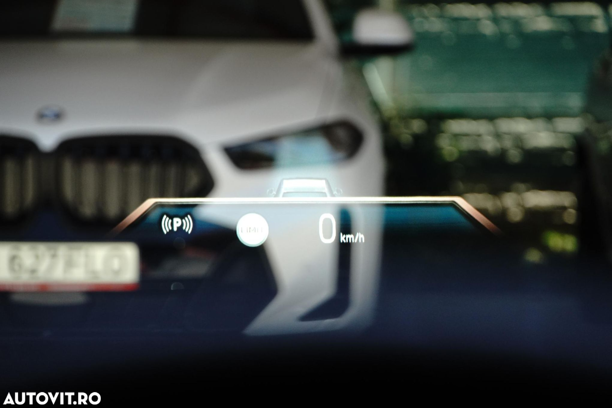 BMW Seria 5 520i AT MHEV - 34