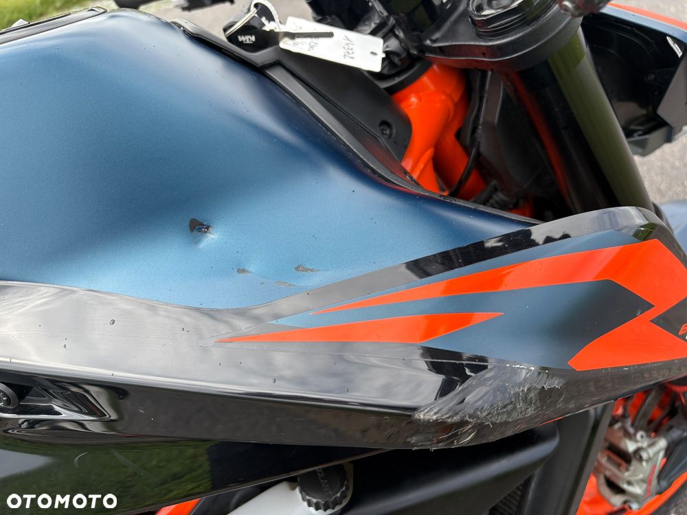 KTM DUKE 890 - 9