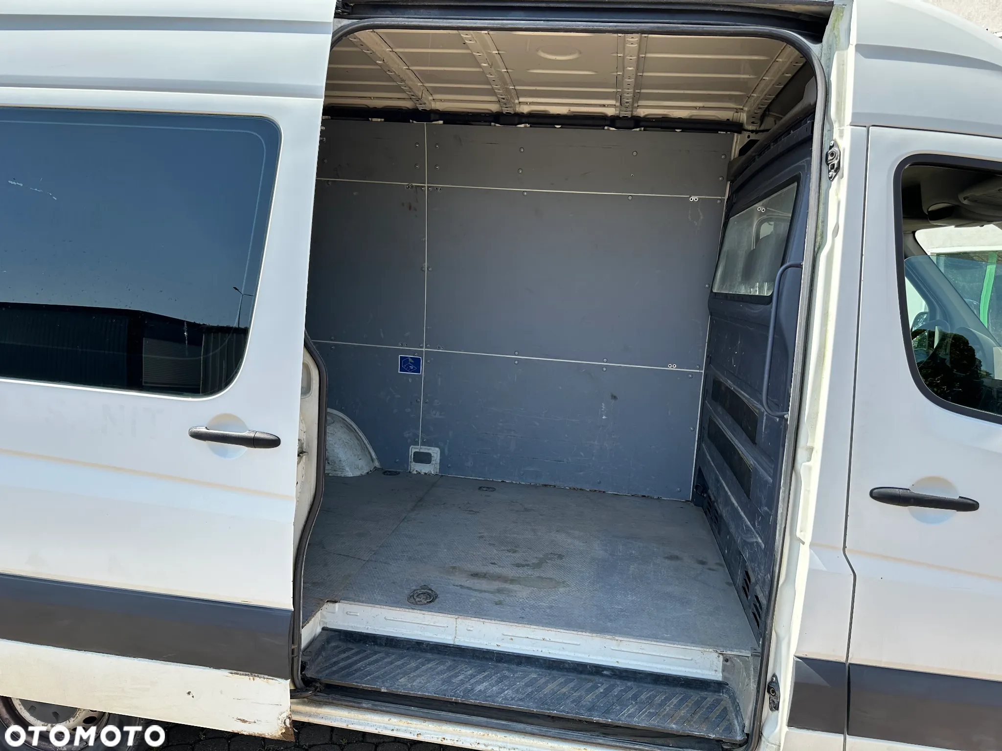 Volkswagen CRAFTER - 10