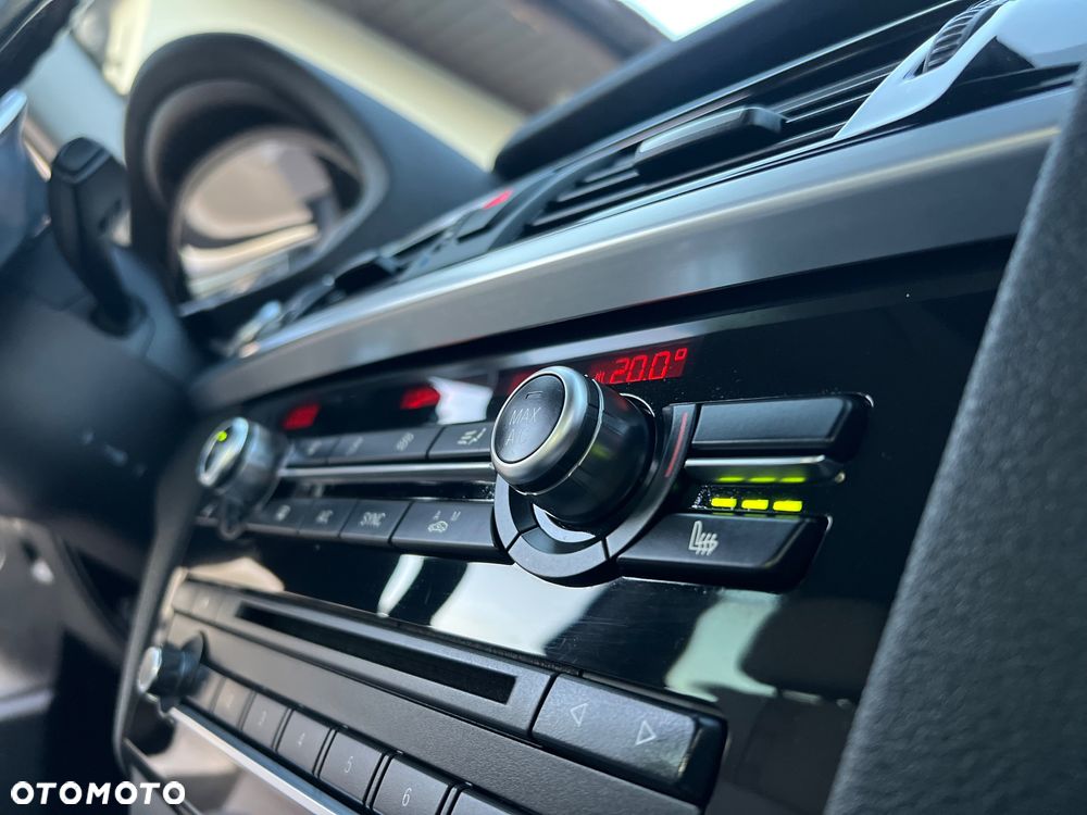 BMW X4 xDrive20d xLine - 33