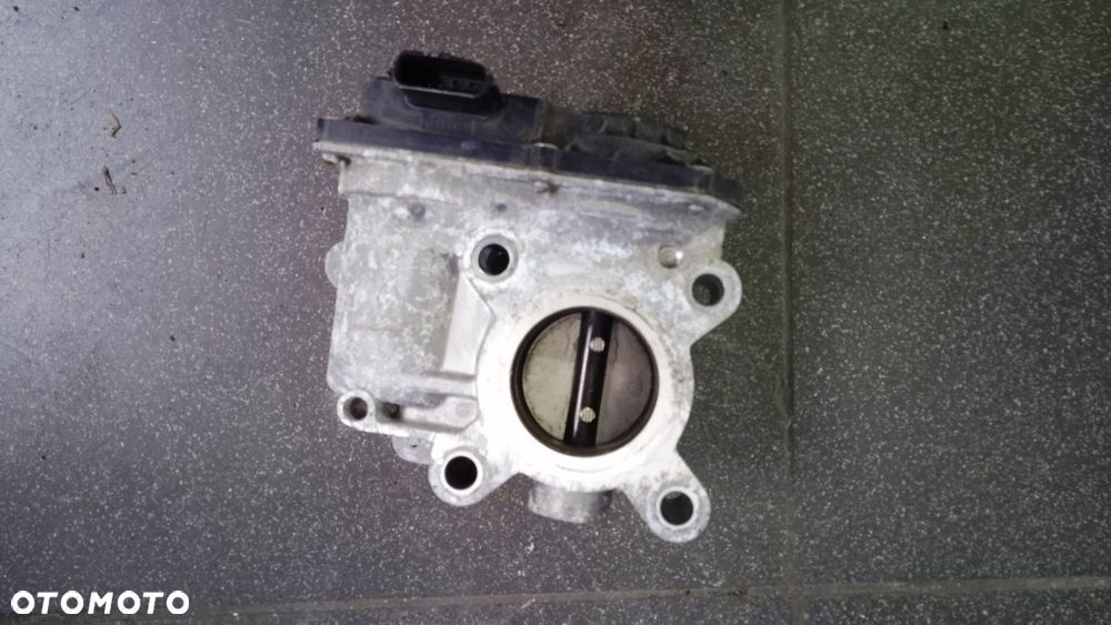 Przepustnica renault Twingo II 1.2 B 8200568712c - 3