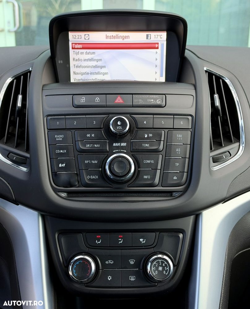 Opel Zafira - 18