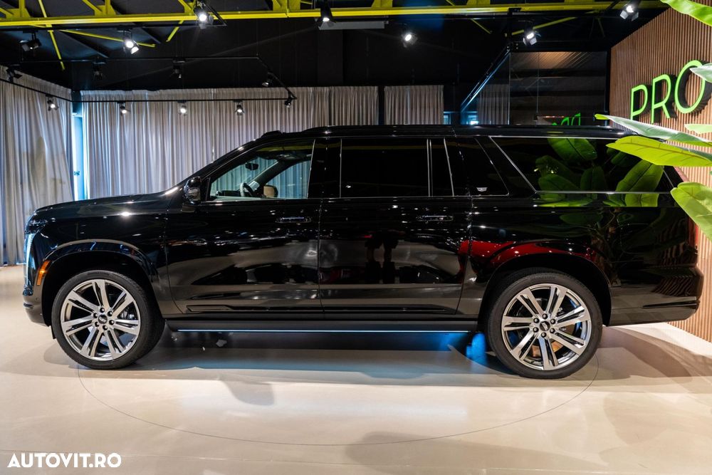 Cadillac Escalade - 12