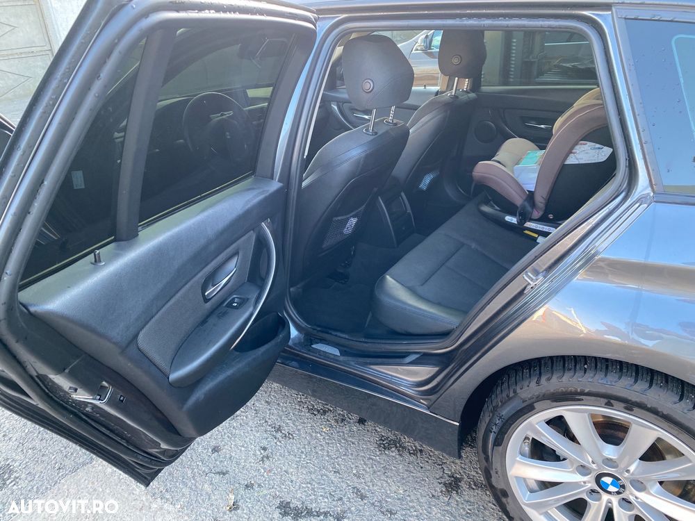 BMW Seria 3 320d Touring Aut. - 7