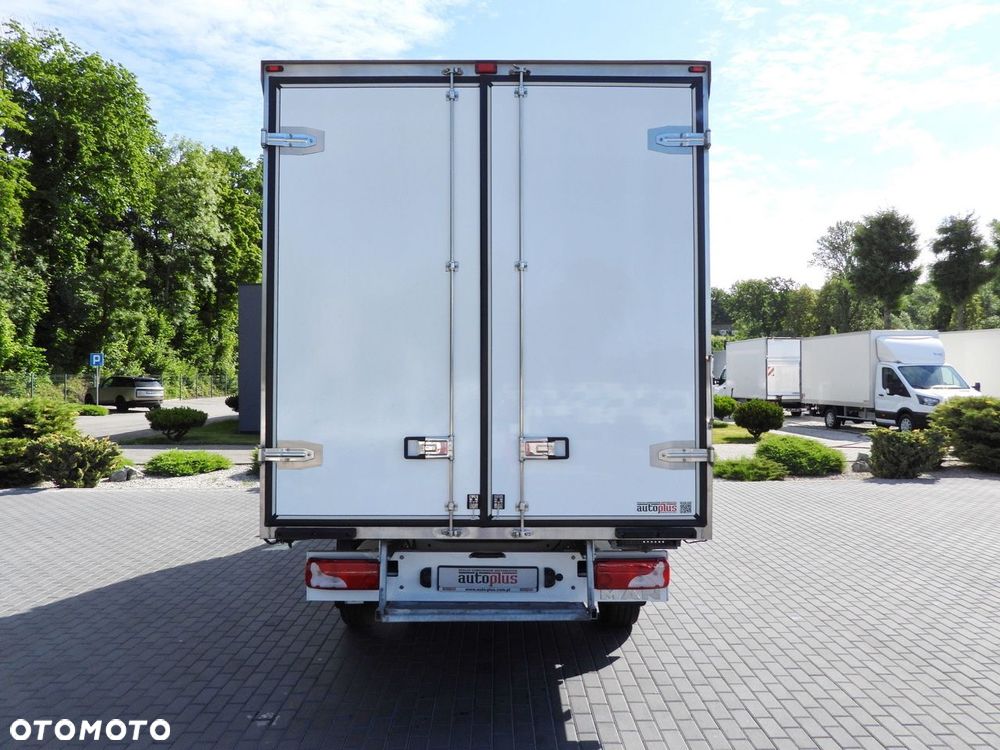 MAN TGE 3.140 CHŁODNIA KONTENER -1*C 8 PALET FUNKCJA GRZANIA TEMPOMAT PNEUMATYKA KLIMATYZACJA  140KM - 12