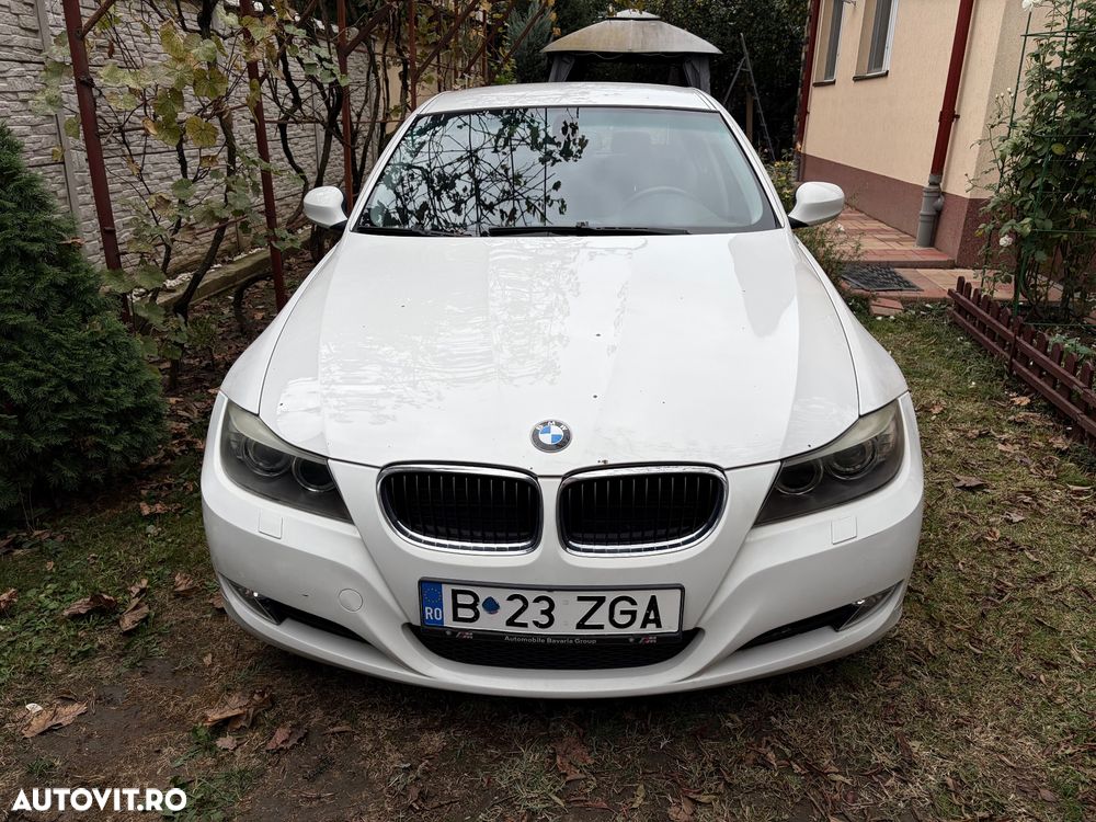 BMW 3 Series 2009 photo 2