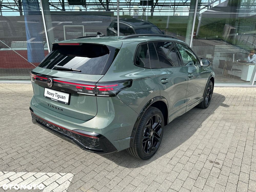 Volkswagen Tiguan - 8