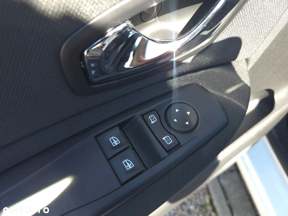 Renault Scenic 1.6 16V 110 TomTom Edition - 20
