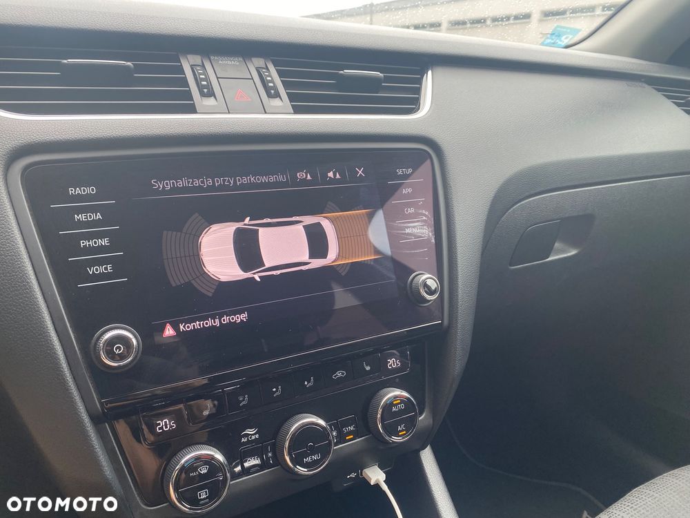 Skoda Octavia 1.6 TDI Ambition DSG - 13