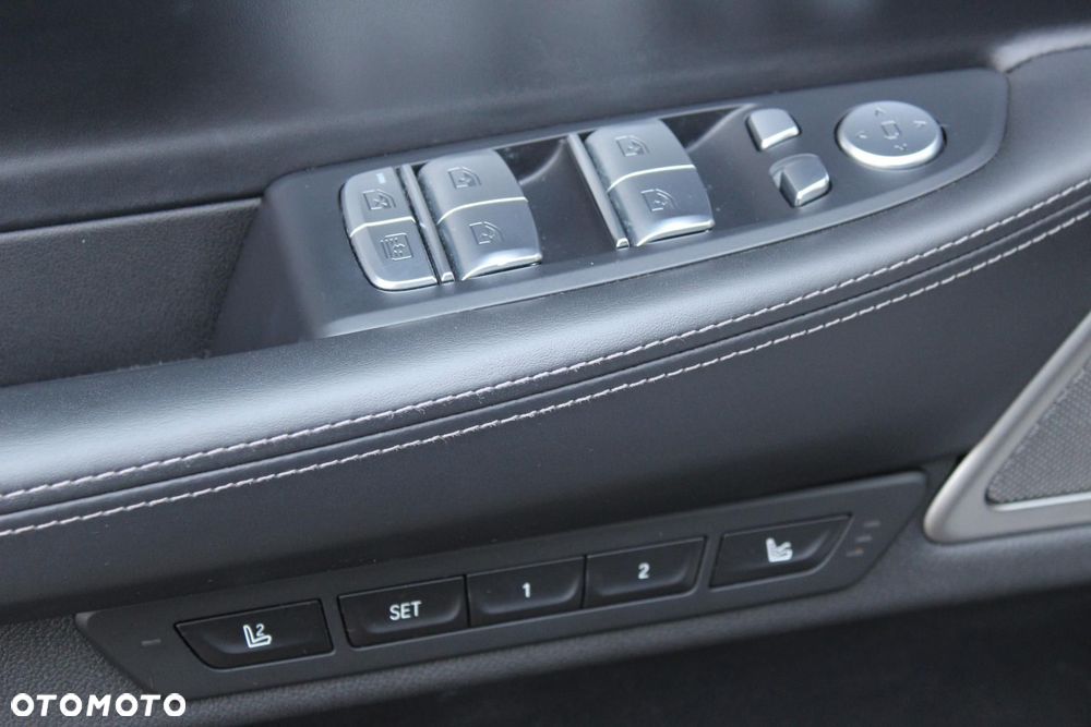 BMW Seria 7 - 20