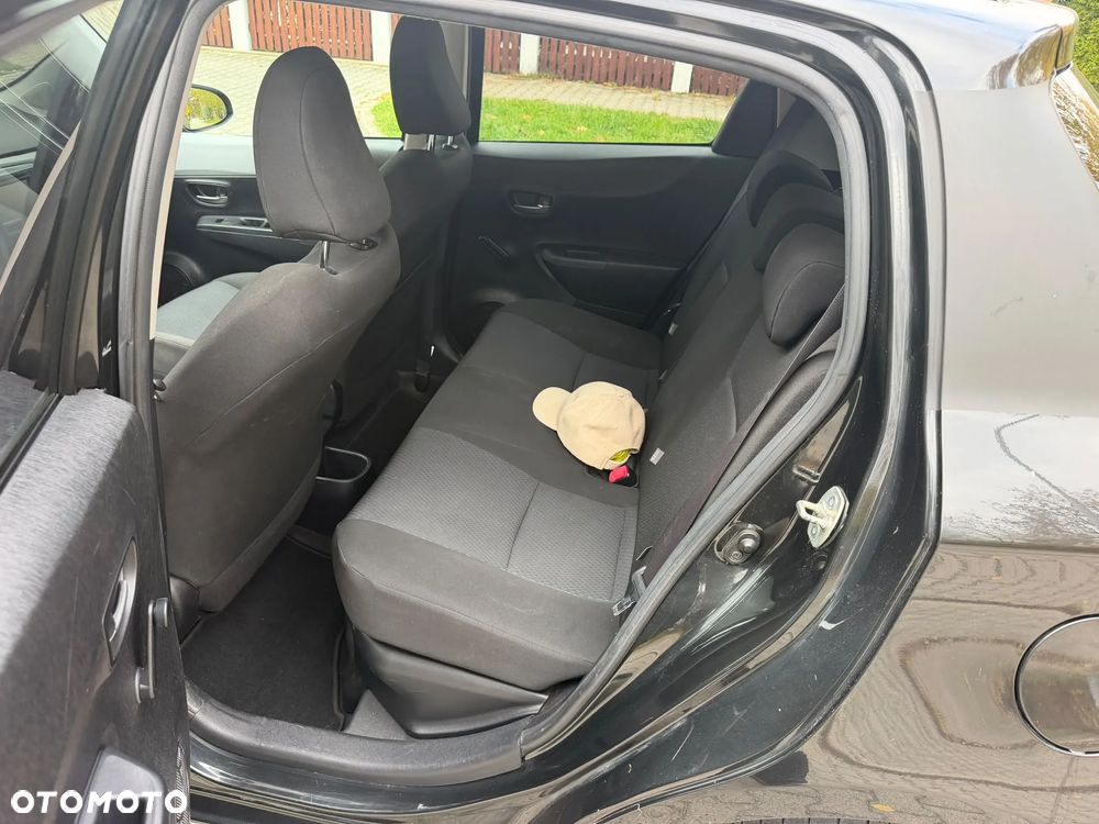 Toyota Yaris - 19