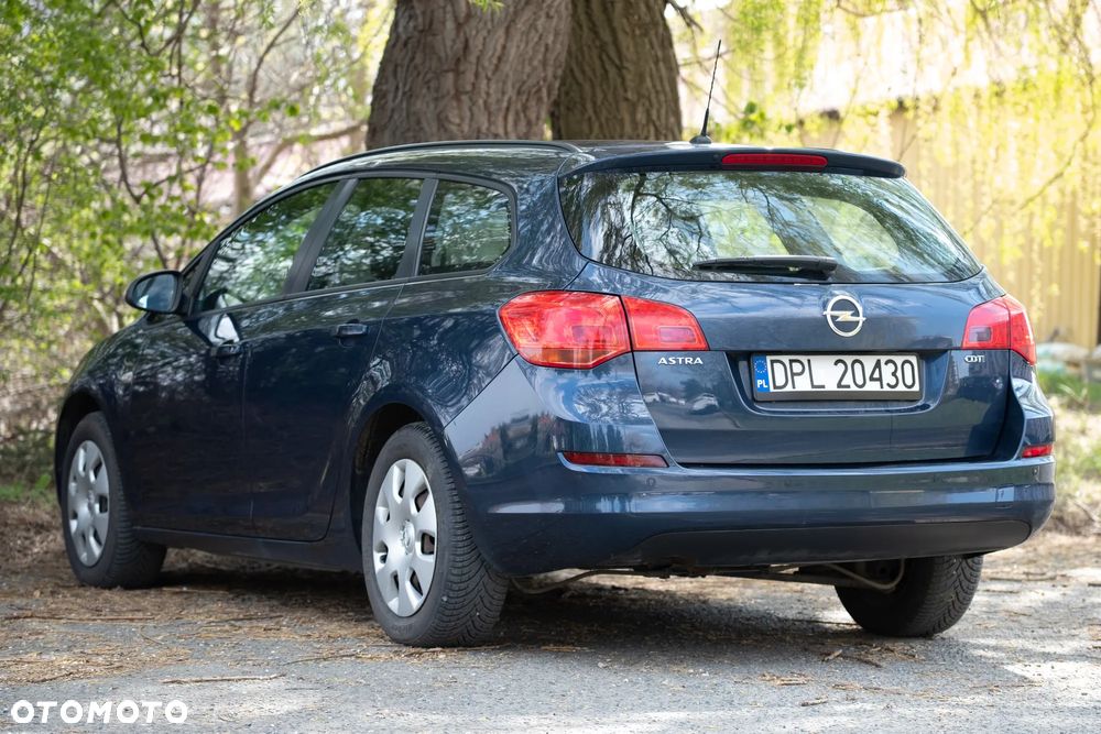 Opel Astra 1.7 CDTI Enjoy - 3