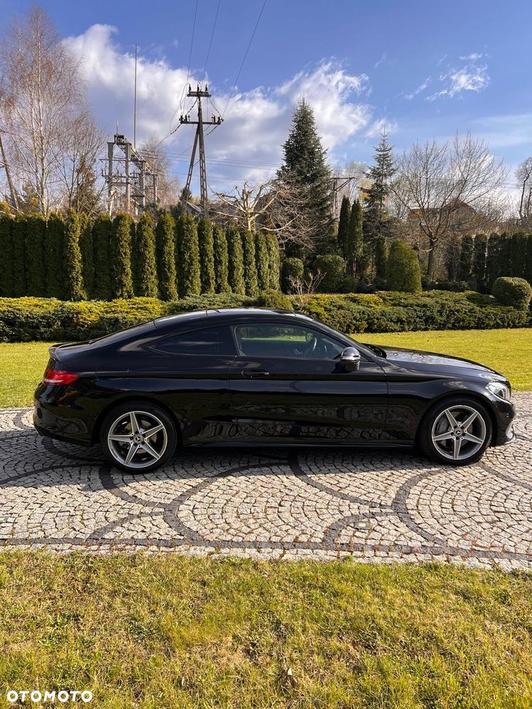 Mercedes-Benz Klasa C 300 9G-TRONIC AMG Line - 13