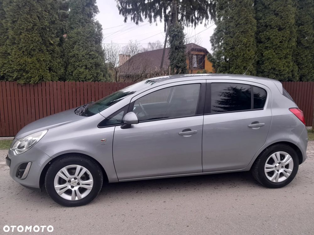 Opel Corsa 1.4 16V 150 Jahre - 2